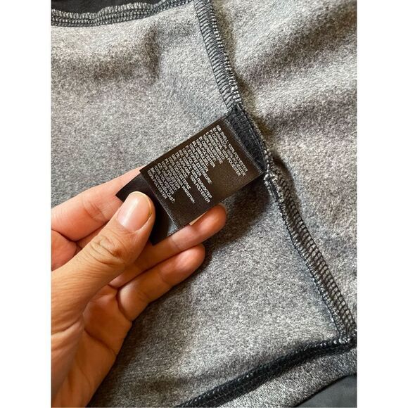 The North Face Tri Climate Waterproof Insulated Jacket Black and grey small - Picture 4 of 8